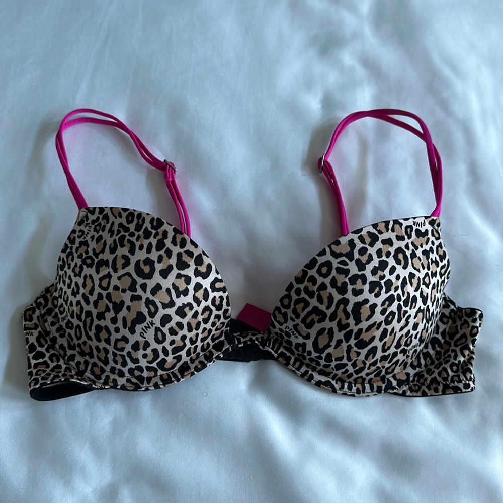 Victoria’s Secret PINK push up plunge bra